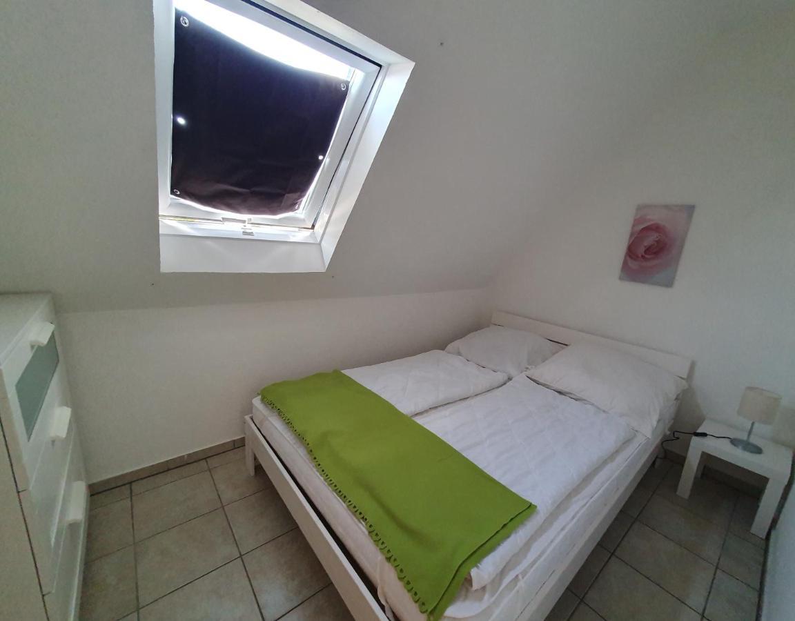 Ferienwohnung Luisa Im Haus Maarten Cuxhaven Esterno foto